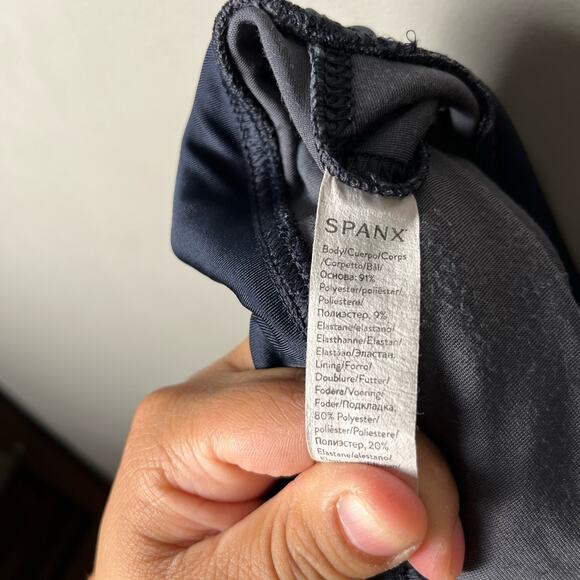 Spanx Size 1X Velvet Navy Leggings Women's Tummy Control - Picture 6 of 6